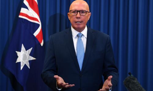 Australia news live: Dutton believes Coalition could ‘get a deal done’ with Trump on tariffs; suspicious packages wash up on Queensland beaches