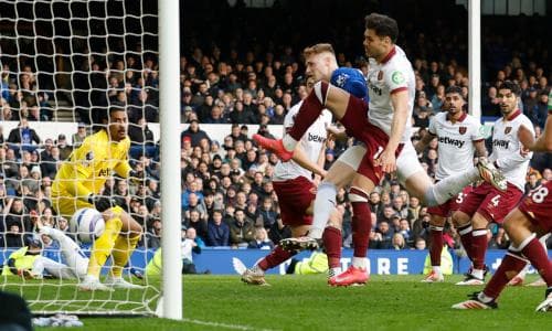 O’Brien rescues late point for Everton against West Ham after Soucek opener