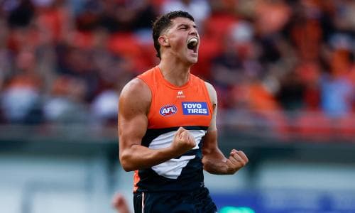 Finn Callaghan brings the heat as Giants win puts Collingwood into meltdown | Jonathan Horn