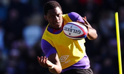 Maro Itoje urges England to prioritise victory over big points haul against Italy